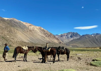 CABALGATA HISTÓRICA DE 4 DÍAS AL AVIÓN DE LOS URUGUAYOS