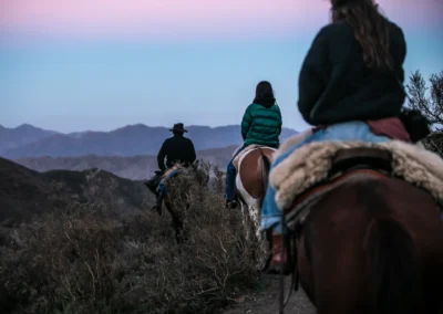 CABALGATA AL ATARDECER EN LOS ANDES