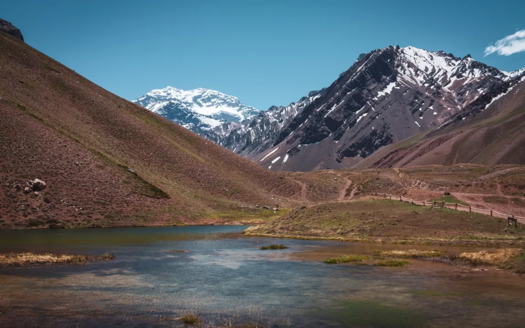 Hike to Confluencia Aconcagua